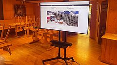 Mobiler Screen (65-Zoll) mit HDMI-Anschluss